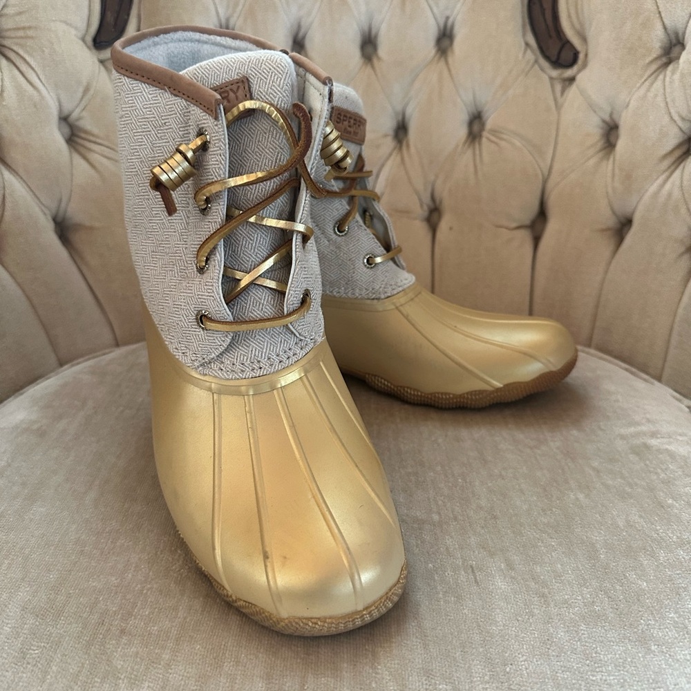 Sperry Women's NWOT Gold Topside rain Ankle Boots zipper leather laces